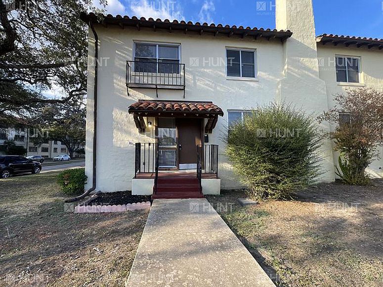 1st image of 9A 1st St E Unit 916A