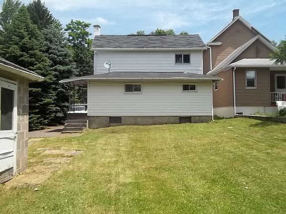 5th image of 911 E Lackawanna Ave