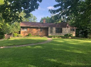 35410 Ridge Rd, Willoughby, OH 44094