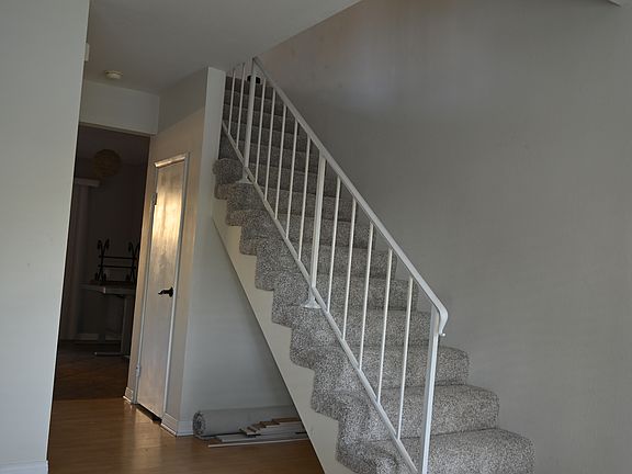 3rd image of 2672 La Paloma Cir