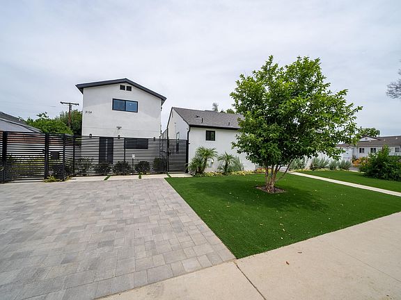 3rd image of 8104 Paso Robles Ave
