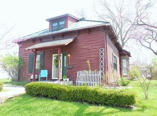 215 S Mill St, Fairmount, IN 46928