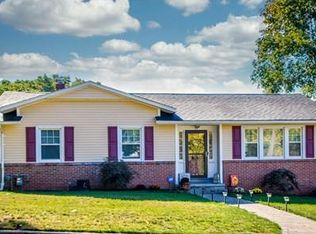 18 W Highland Ave, Cumberland, RI 02864