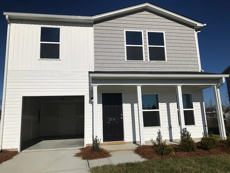 3914 Bellingham Ct — Photo 17