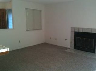 2179 N 10th Ave, Hanford, CA