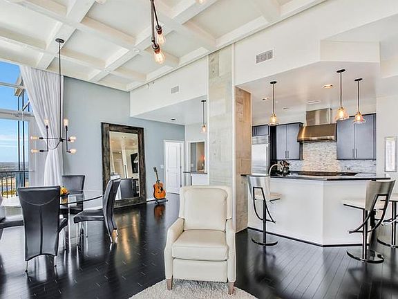 5th image of 777 N Ashley Dr Unit 3201