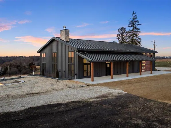 N23415 Oak Ridge DRIVE, Galesville, WI 54630