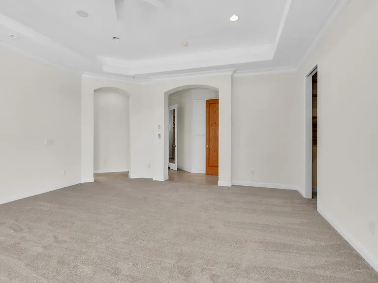 5237 Sunridge Dr — Photo 32