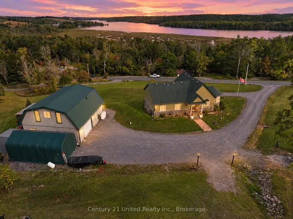 216 N Indian Rd, Asphodel Norwood, ON K0L 1Y0