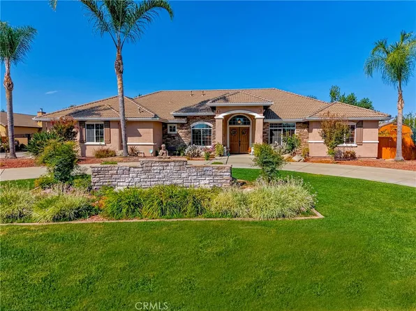 1923 Joeys Ct, Atwater, CA 95301