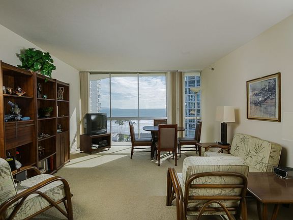 3rd image of 1750 Avenida Del Mundo Unit 807