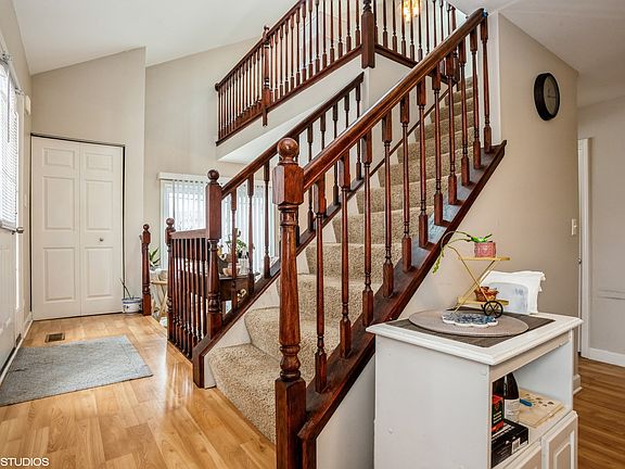 3rd image of 2766 College Hill Cir #264