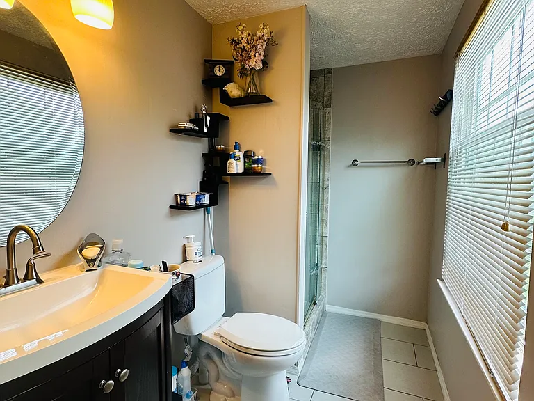 8201 Terra Grande Ave — Photo 12