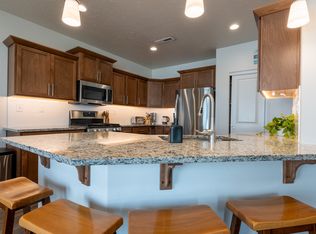 18522 White Rose Pl, Nampa, ID 83687