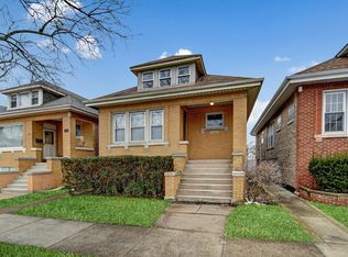 1340 Wenonah Ave, Berwyn, IL 60402