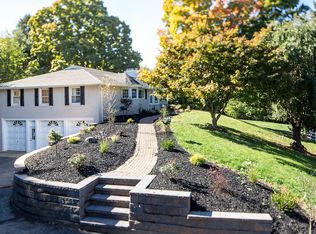 25 Meyersville Rd, Gillette, NJ 07933