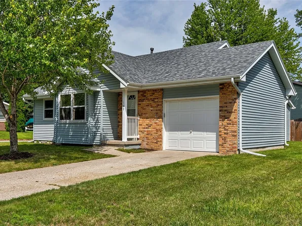 109 6th St, Cambridge, IA 50046