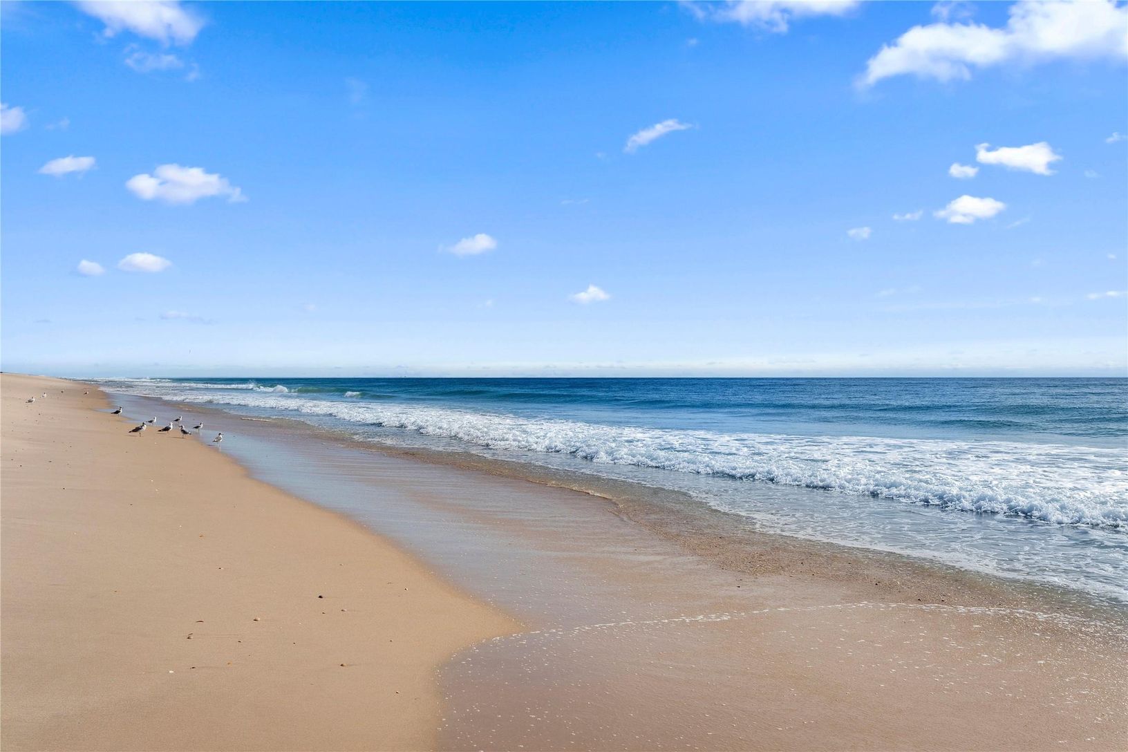  Whether by your boat or car- Enjoy pristine Ocean Beach within minutes 