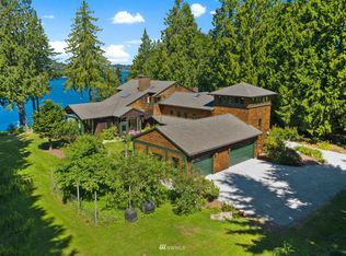 12 N Rhodora Heights Rd, Lake Stevens, WA 98258