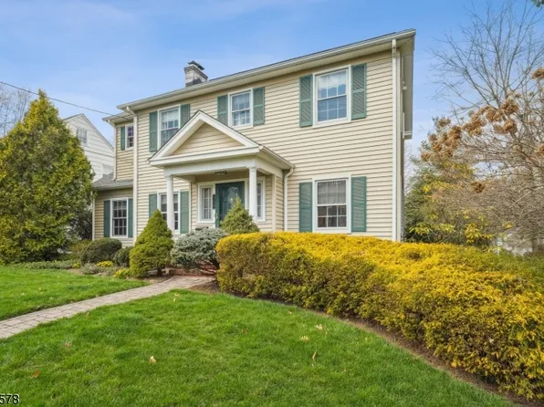 112 Lafayette Ave, Chatham Boro, NJ 07928