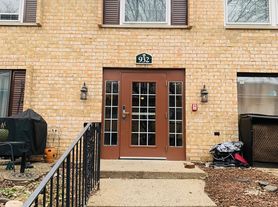 932 Westbrooke Way