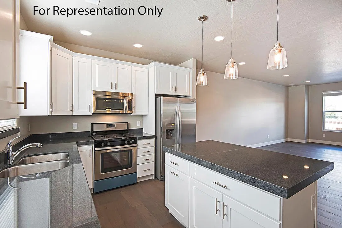 3 bed, 1900 sqft, $2,500 — Photo 4