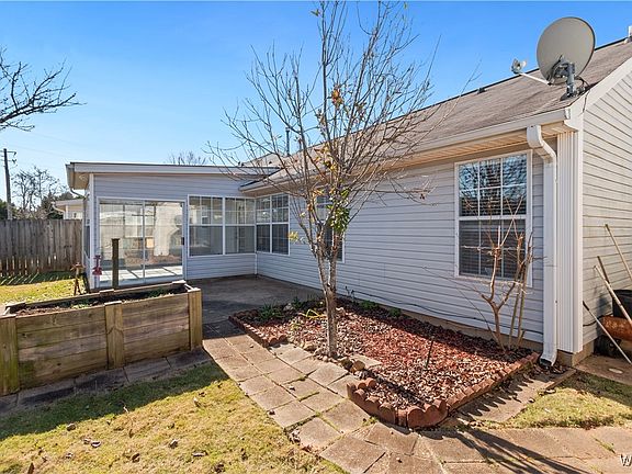 5th image of 5649 Montpelier Dr