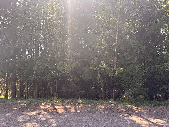 2nd image of LOT 8 Stampede Trl