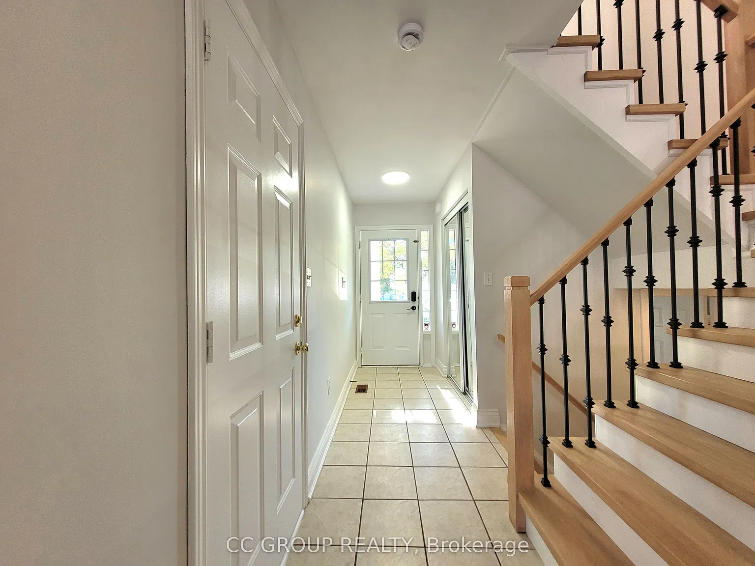 4 bed, $3,500 — Photo 2