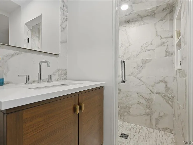 149 Rockaway Ave — Photo 10
