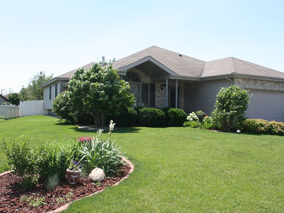 1st image of 1464 W Cap Cir