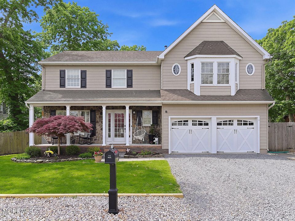 1st image of 335 Iroquois Drive