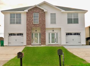 66 Carriage Ln #B, Destrehan, LA 70047