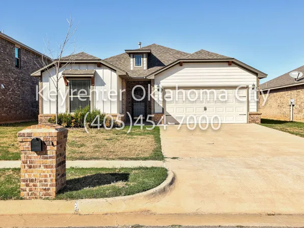 1013 NW 4th St, Newcastle, OK 73065