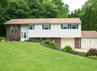 358 Claytonia Rd, Slippery Rock, PA 16057