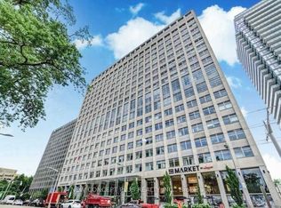 111 Saint Clair Ave W #1420, Toronto, ON M4V 1N5