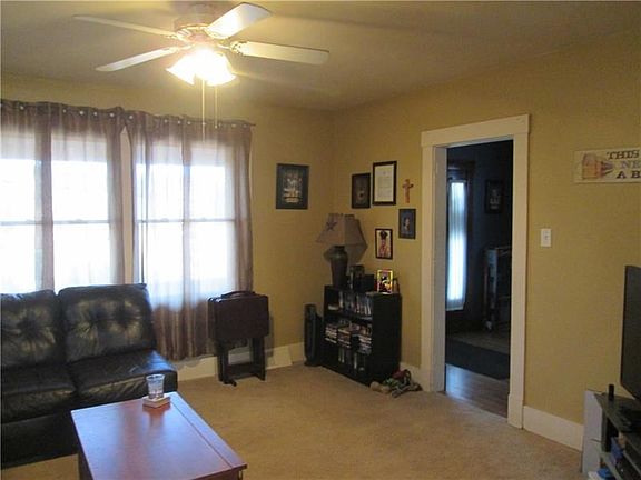 5th image of 302 Kohler Ave
