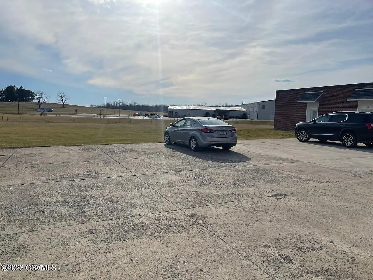 2 bed, 1000 sqft, $950 — Photo 3