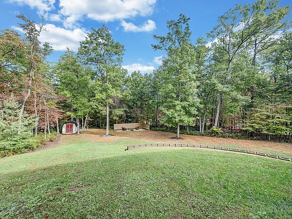4th image of 3017 Forest Acre Ct