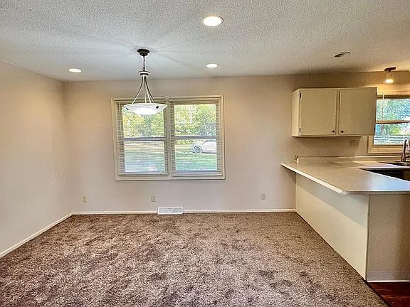5th image of 5805 255th St W