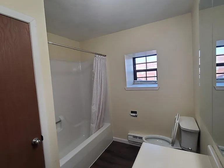 41 1st St #5 — Photo 11