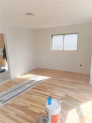 4th image of 397 Melba St Floor 2