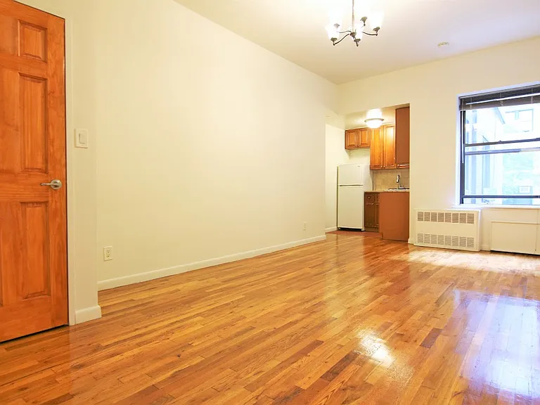 303 W 92nd St #3B — Photo 3