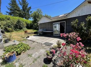 8575 9th St, Bay City, OR 97107