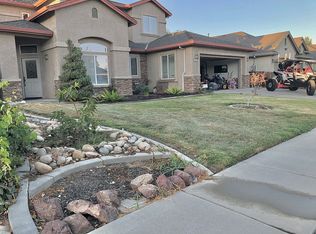 6529 Walnut Haven Dr, Hughson, CA 95326