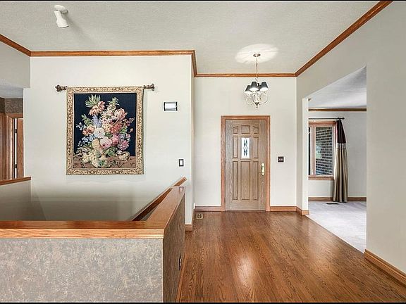 5th image of 4431 N Ironwood St