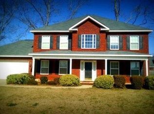 207 Abbotsbury Ln, Warner Robins, GA 31088