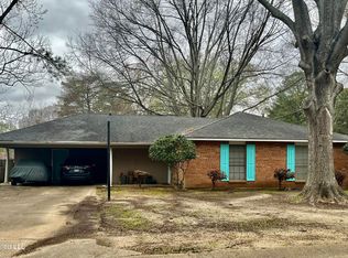 518 Sycamore Cir, Ridgeland, MS 39157