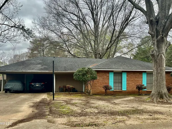 518 Sycamore Cir, Ridgeland, MS 39157