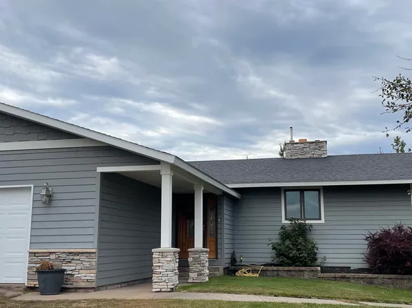 21524 Massie Rd, Chassell, MI 49916